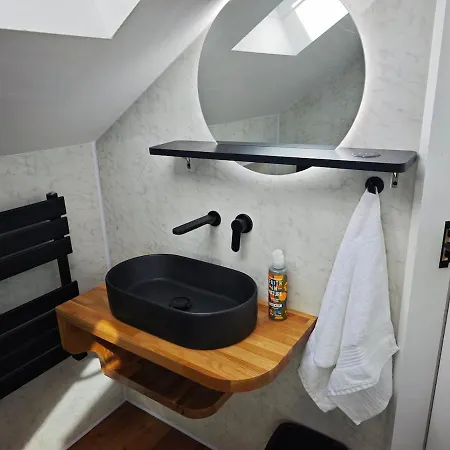 Apartmán The Wooden Nest - Private King Near Slieve Russell *