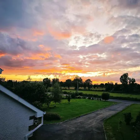 Apartmán The Wooden Nest - Private King Near Slieve Russell *