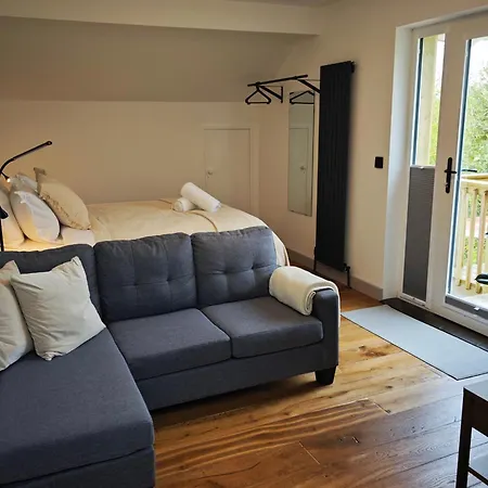 The Wooden Nest - Private King Near Slieve Russell Apartamento *
